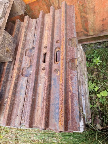 Hitachi 300 track pads - hitachi,